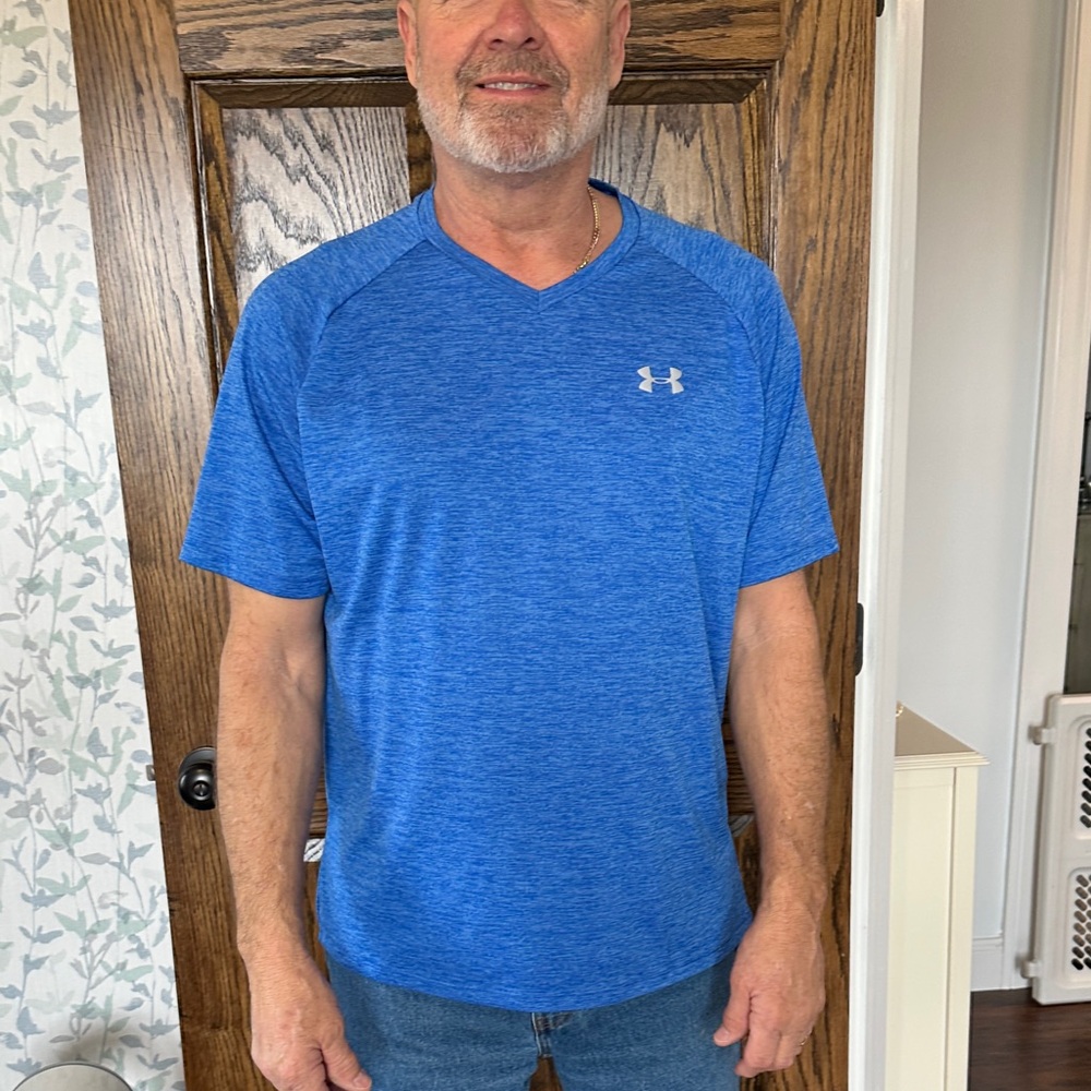 Under Armour Men's Heathered Blue V-Neck Tee